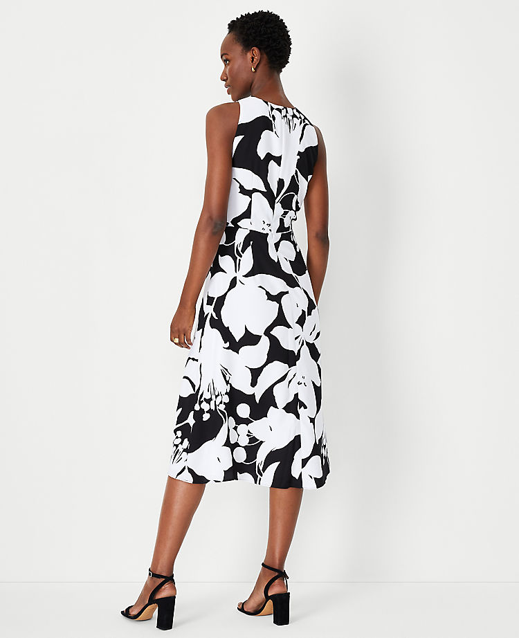 Floral Shadow Sleeveless Wrap Dress