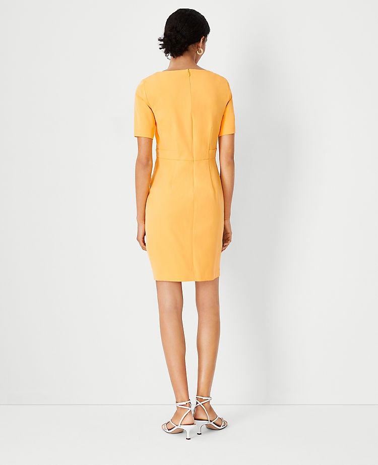 Scoop Neck Short Sleeve Sheath Dress