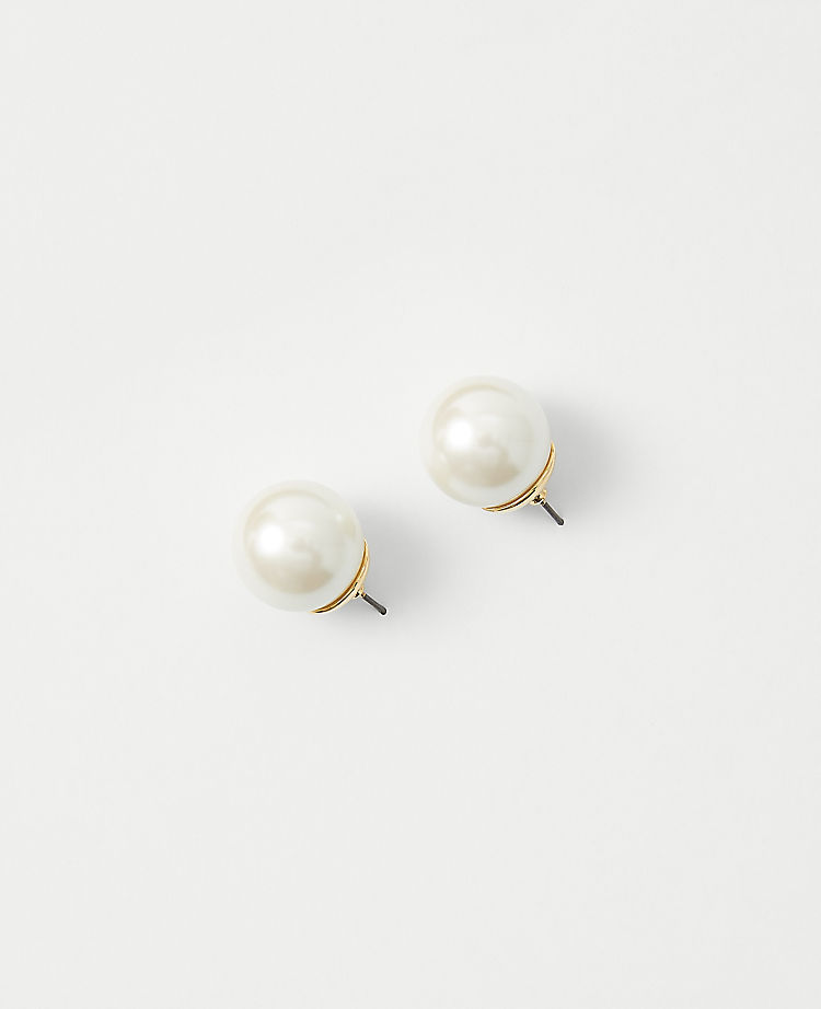 Pearlized Stud EarRings