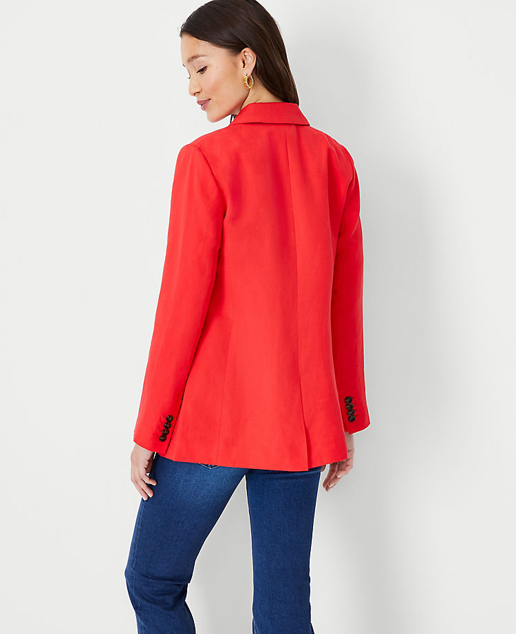 The Relaxed Double Breasted Long Blazer in Linen Blend