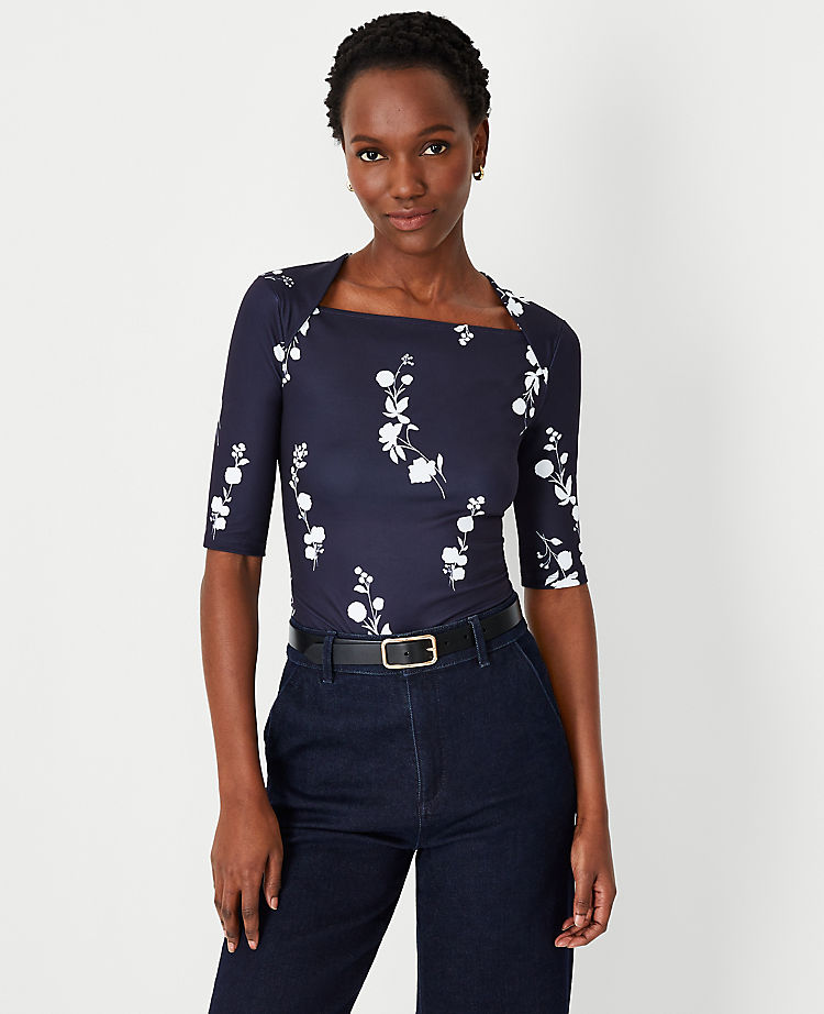 Floral Refined Stretch Envelope Neck Top