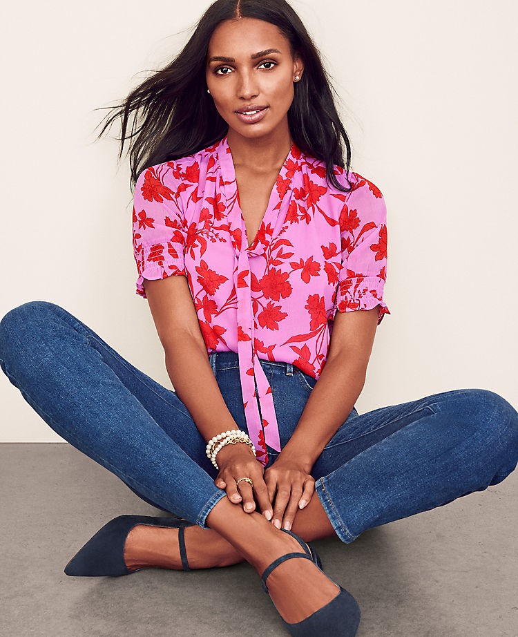 Ann Taylor Outlet |  Sculpting Pocket Mid Rise Taper Jeans in Classic Indigo Wash