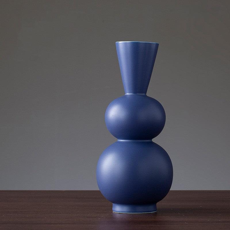 Modern minimalist ceramic vase decoration