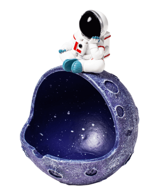 Creative Mobile Phone Stand Spaceman Ashtray Resin Ornament