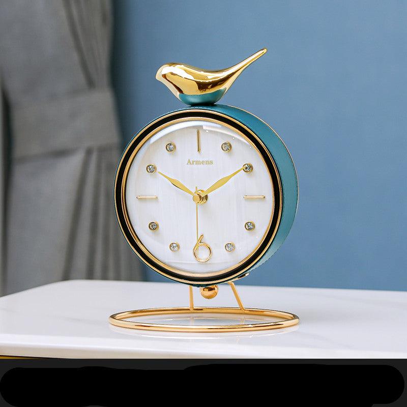 Small And Simple Desk Clock Ornaments