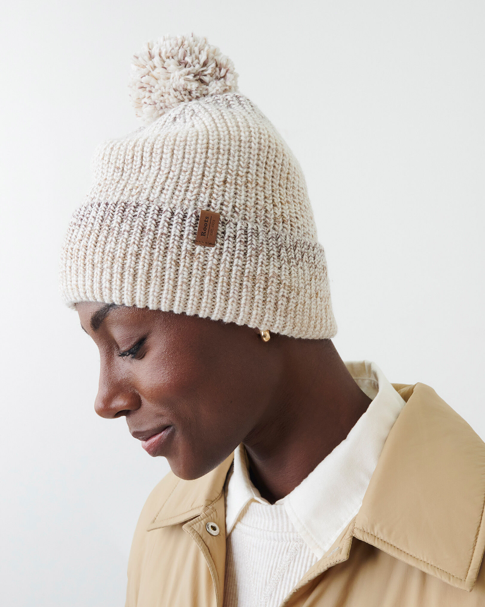 Snowy Fox Ombre Pom Toque