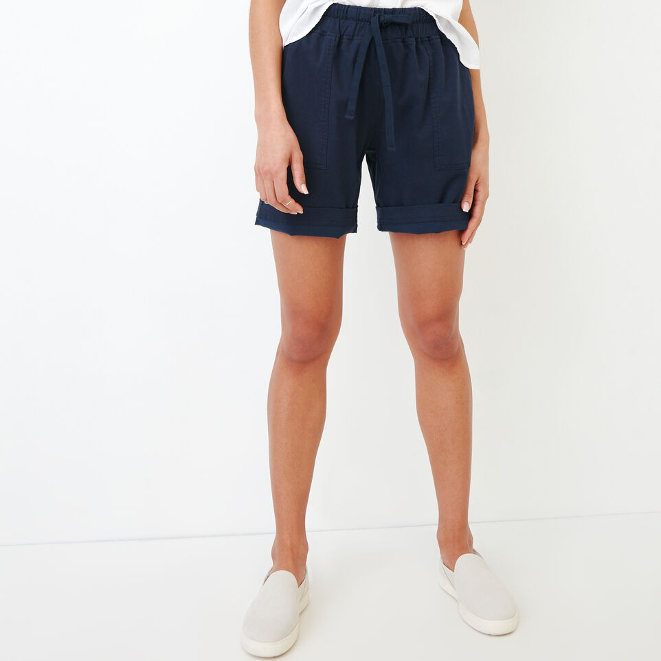 Roots Essential Short