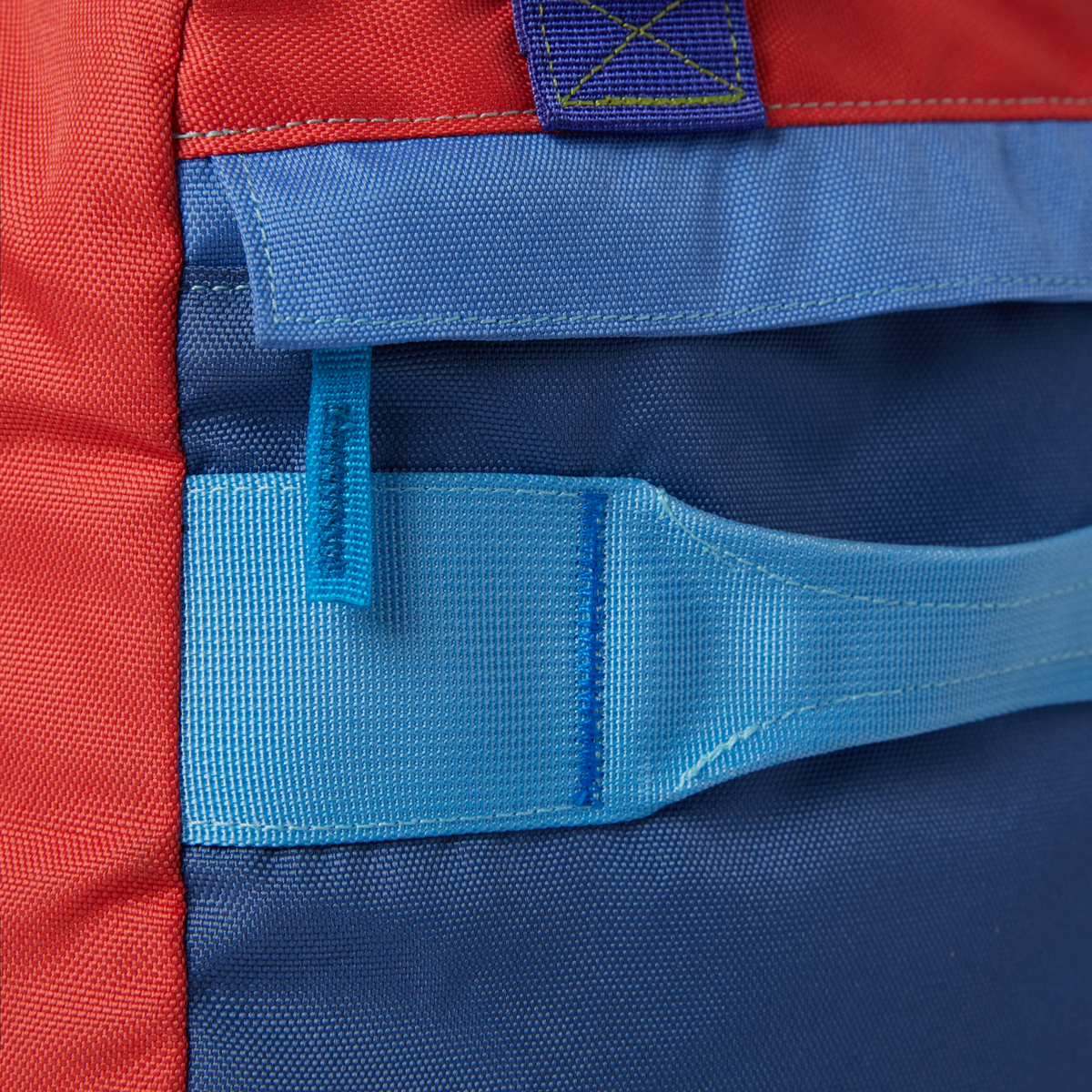 Chumpi 35L Duffel - Del Día