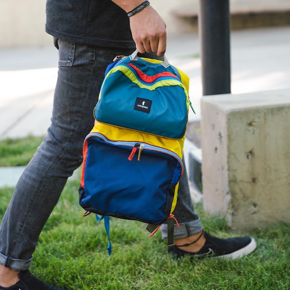 Tasra 16L Backpack - Del Día