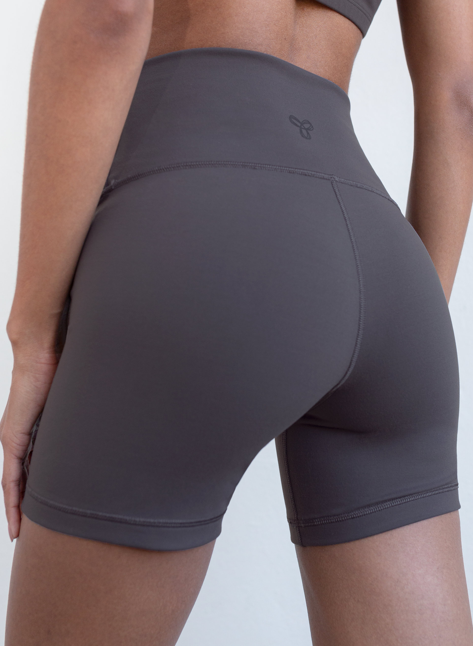 Tnalife™ Atmosphere Hi-Rise 5" Short