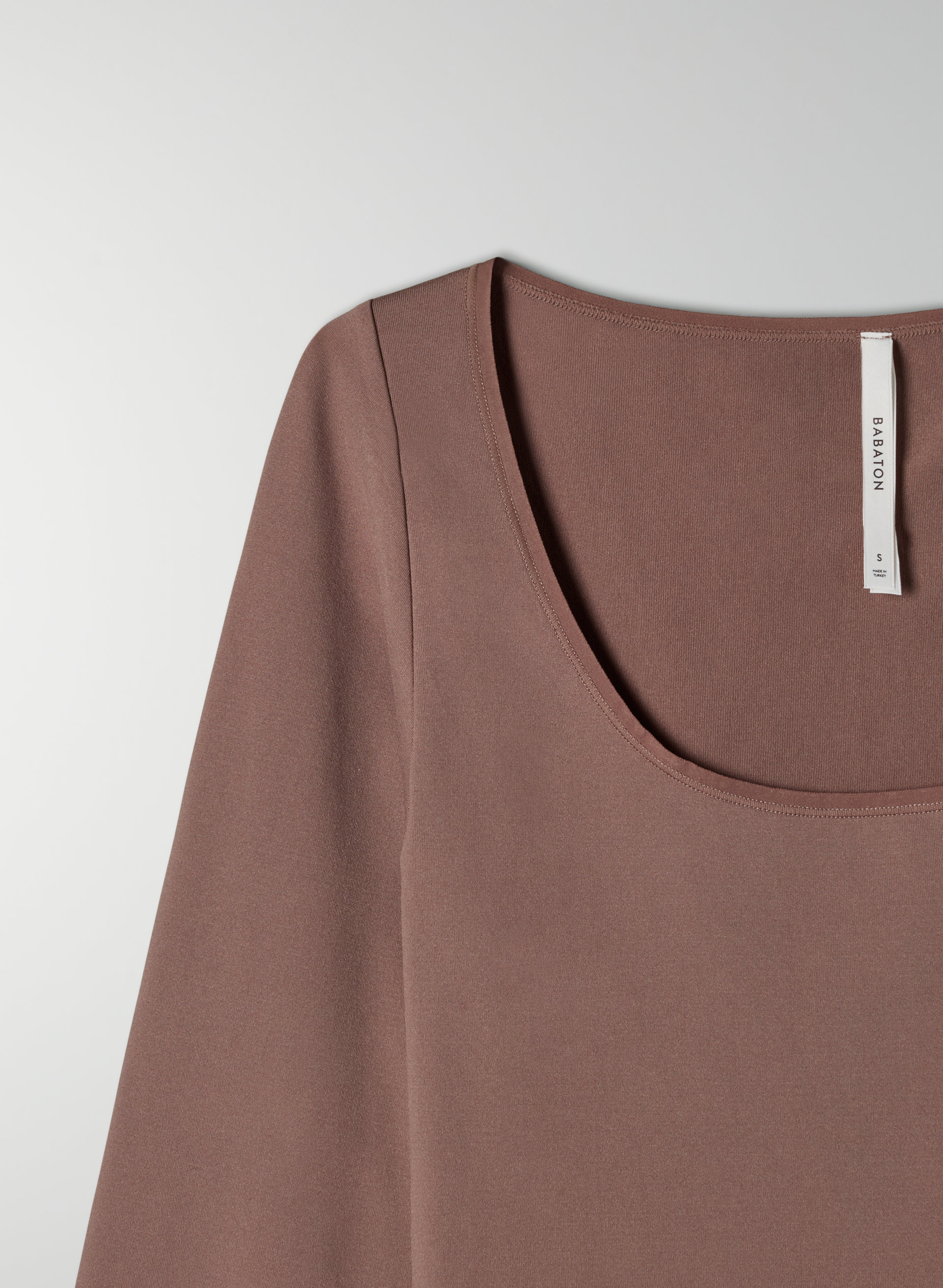 Seamless Contour Scoop Longsleeve Bodysuit