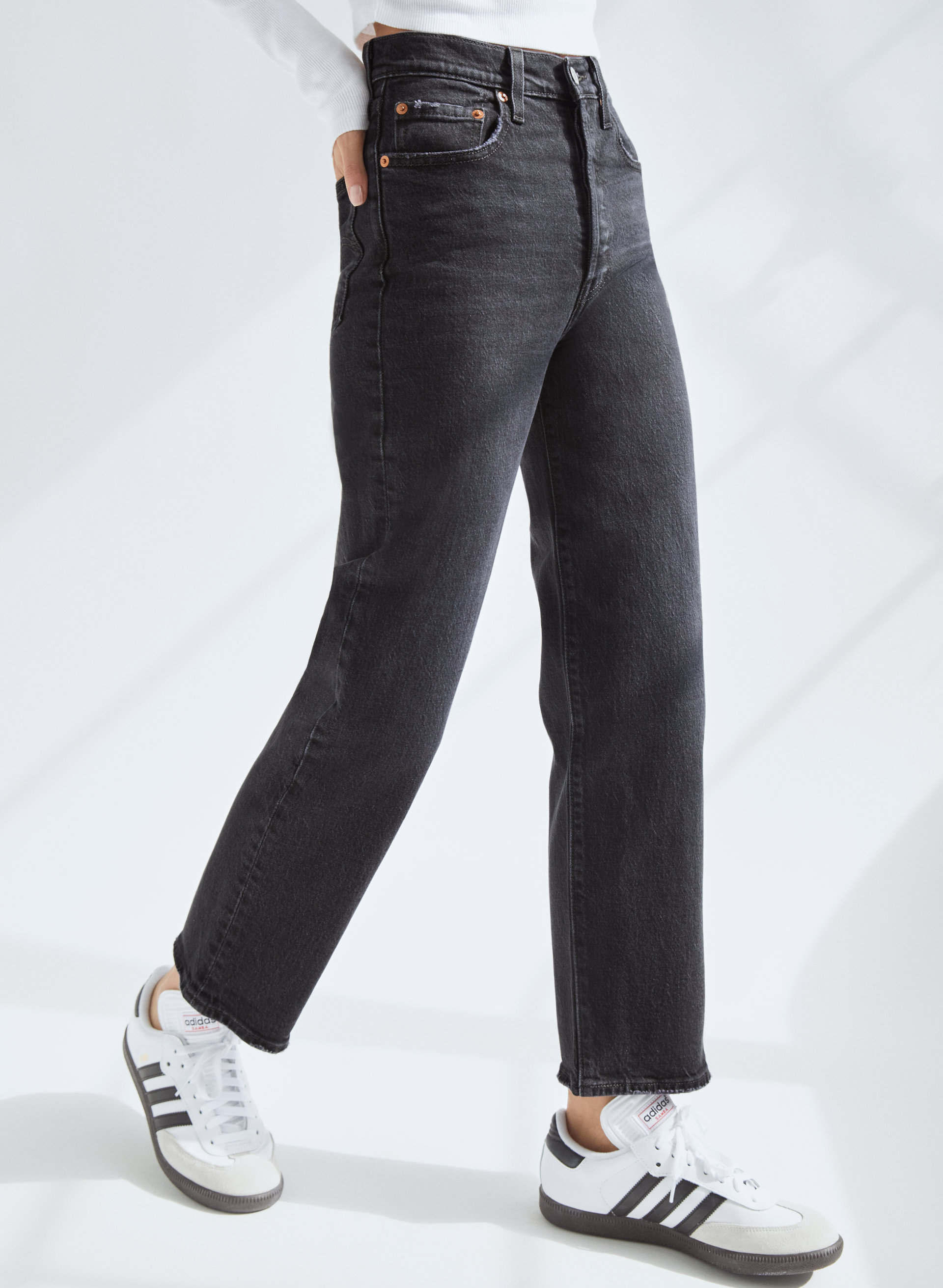 Ribcage Straight Ankle Jean