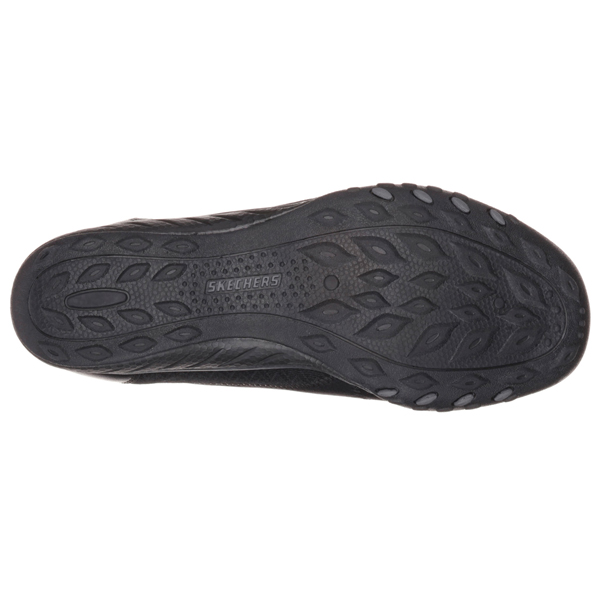 Skechers Women Relaxed Fit: Breathe Easy - Comfy Luxe Black