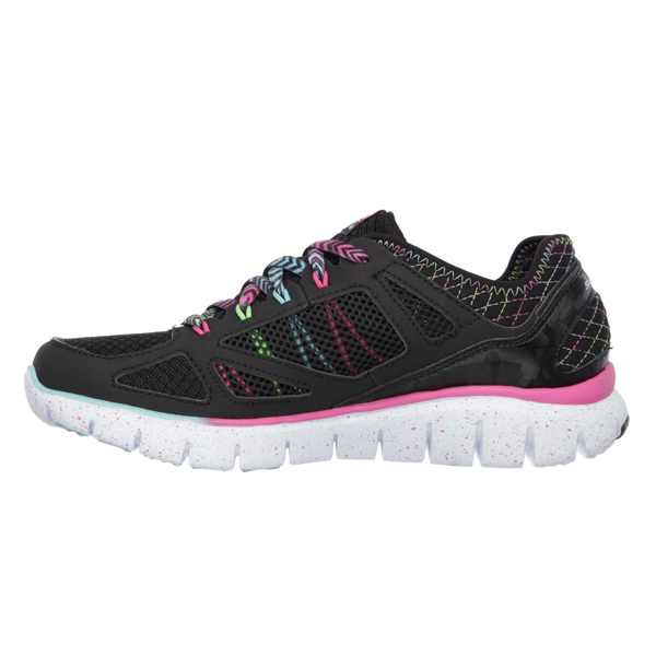Skechers Women Relaxed Fit: Skech-Flex - Fashion Play Black/Multi