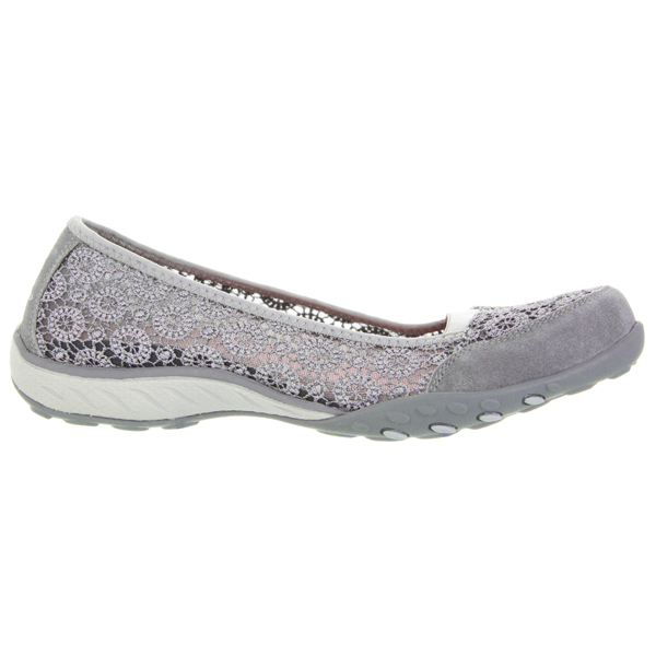 Skechers Women Relaxed Fit: Breathe Easy - Pretty Factor Gray