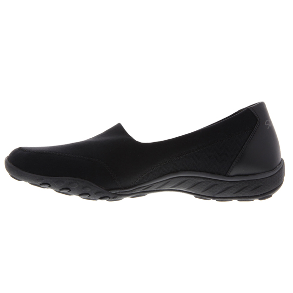 Skechers Women Relaxed Fit: Breathe Easy - Comfy Luxe Black