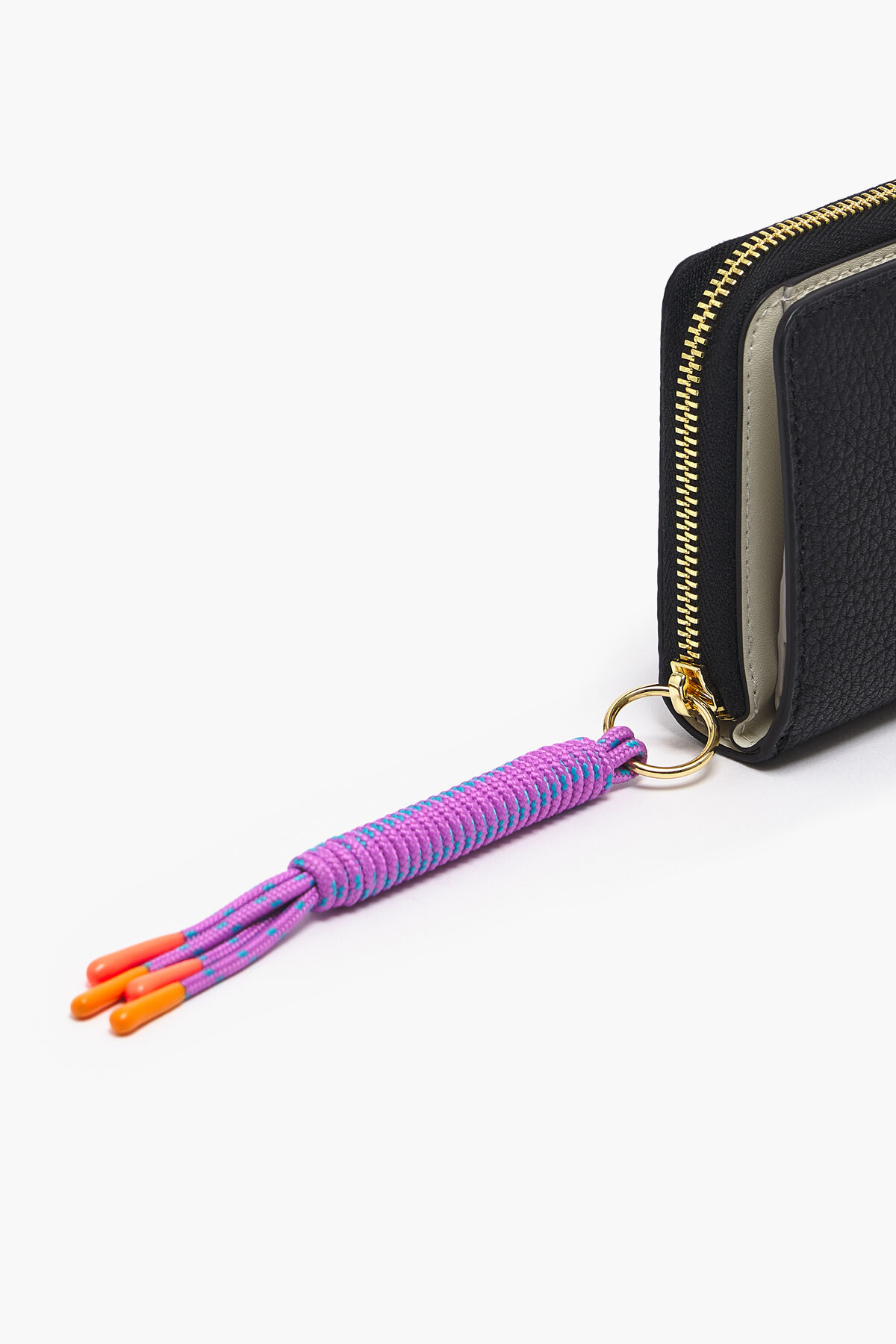 Cartera solapa piel negra