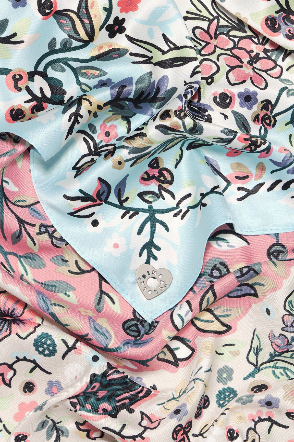 Pañuelo flores animales blanco roto