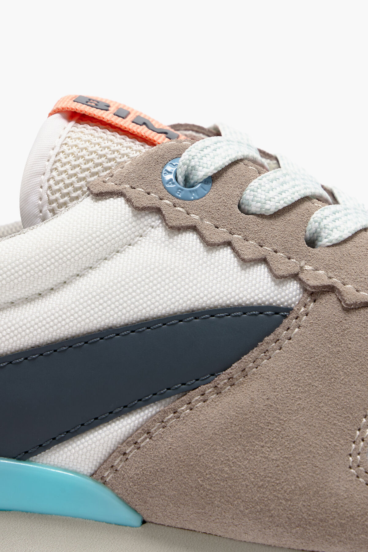 Deportiva técnica topo