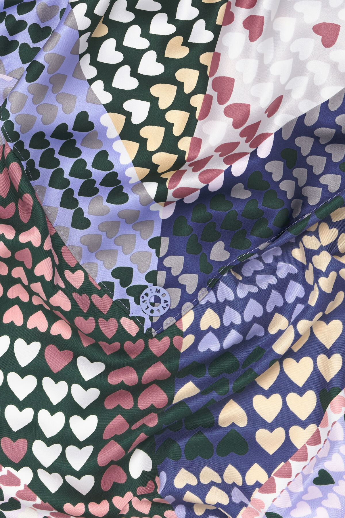 Pañuelo corazones geométrico gris