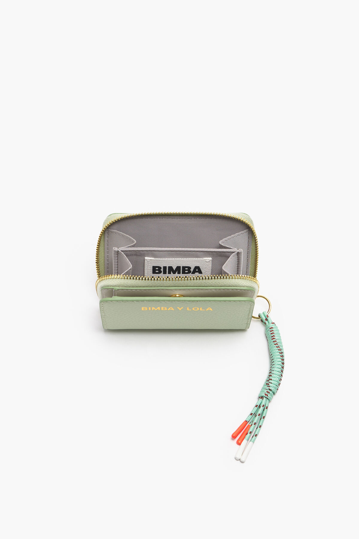 Cartera solapa piel verde pastel