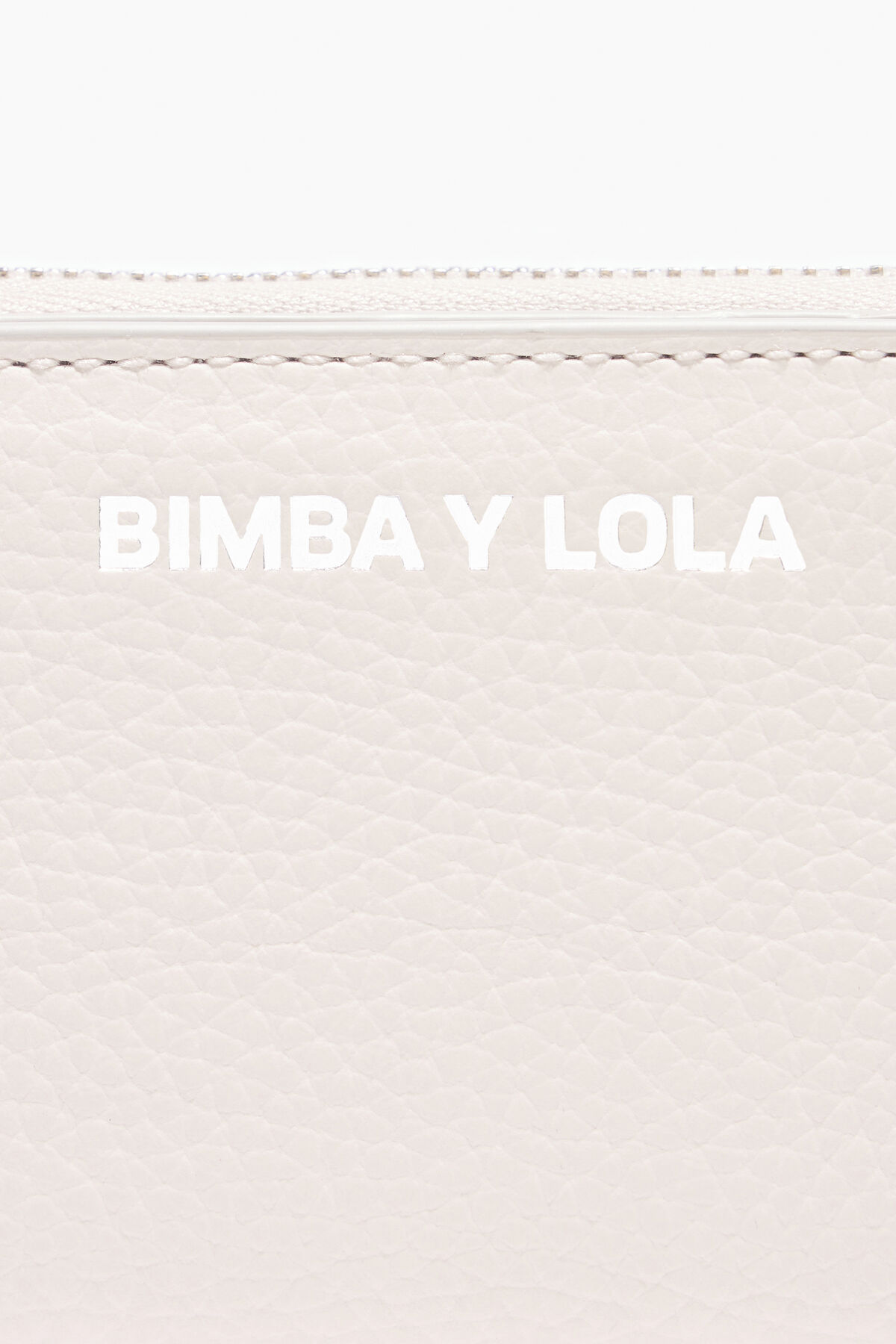 Cartera solapa piel blanca