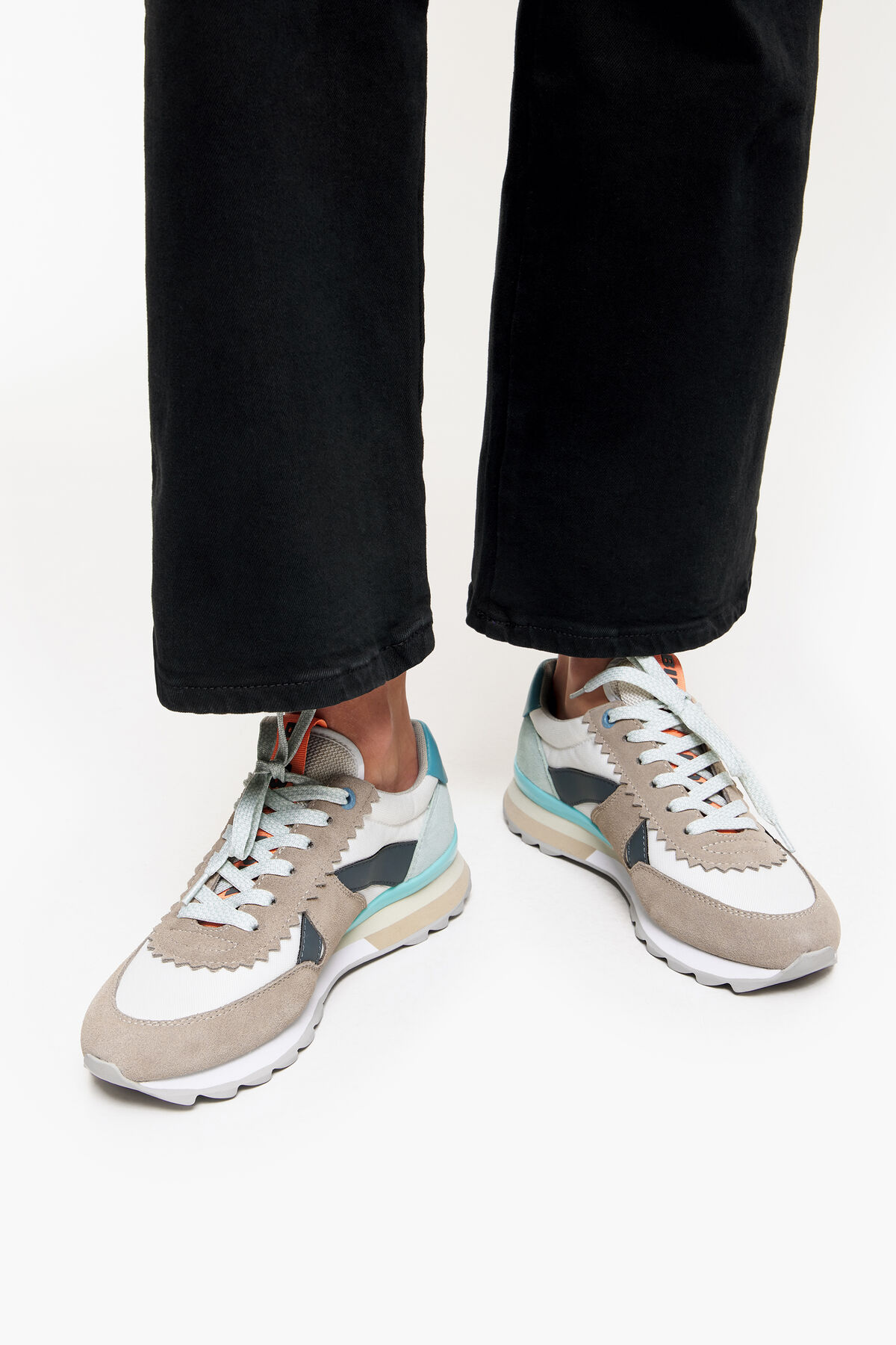 Deportiva técnica topo