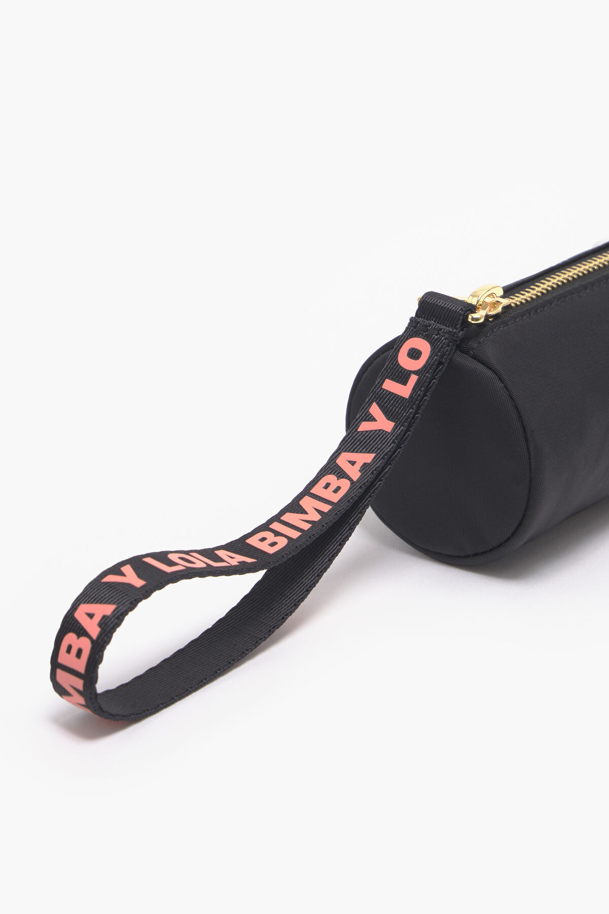 Estuche cilíndrico nylon negro