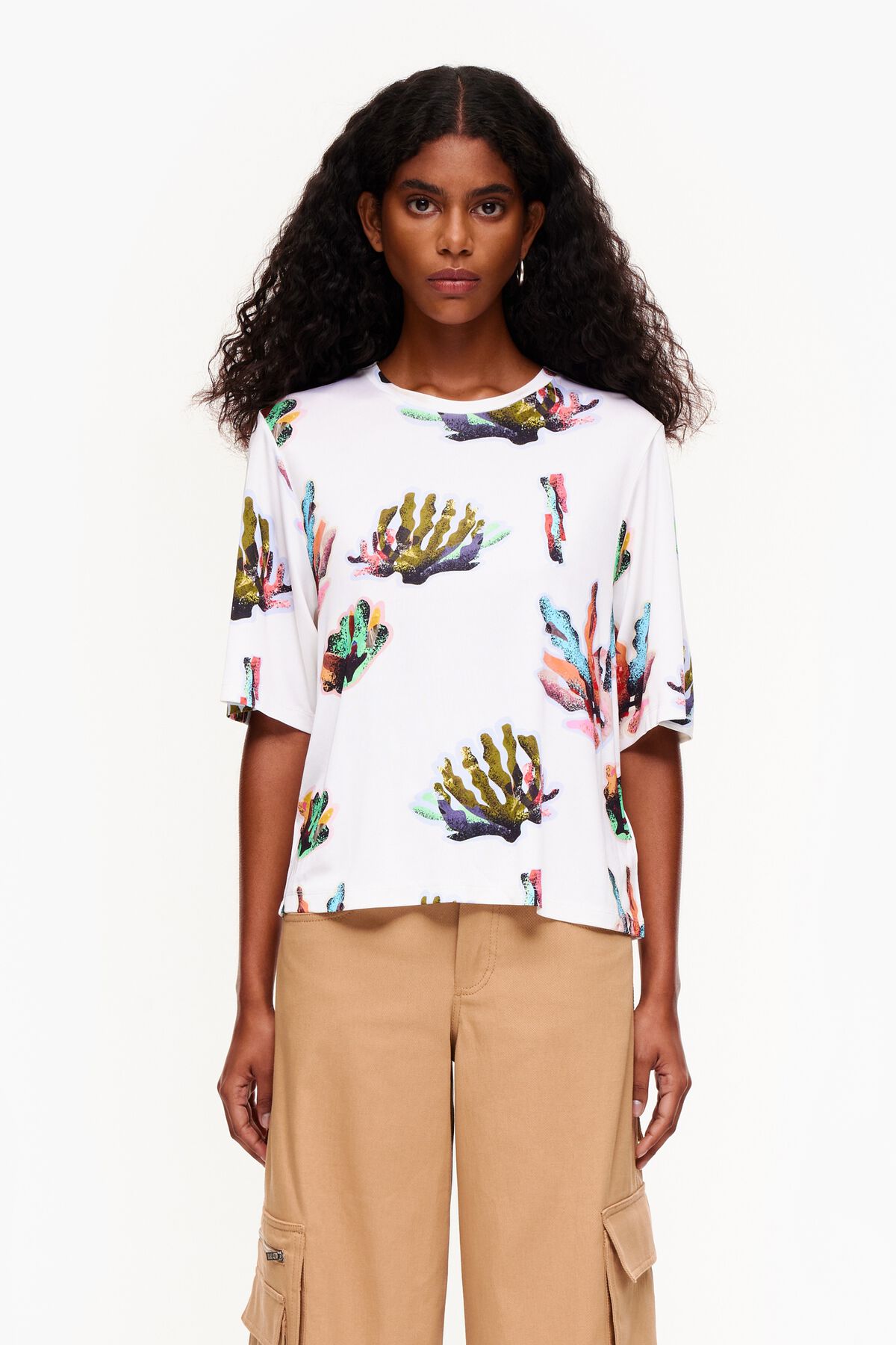 Camiseta boxy print Coral marfil