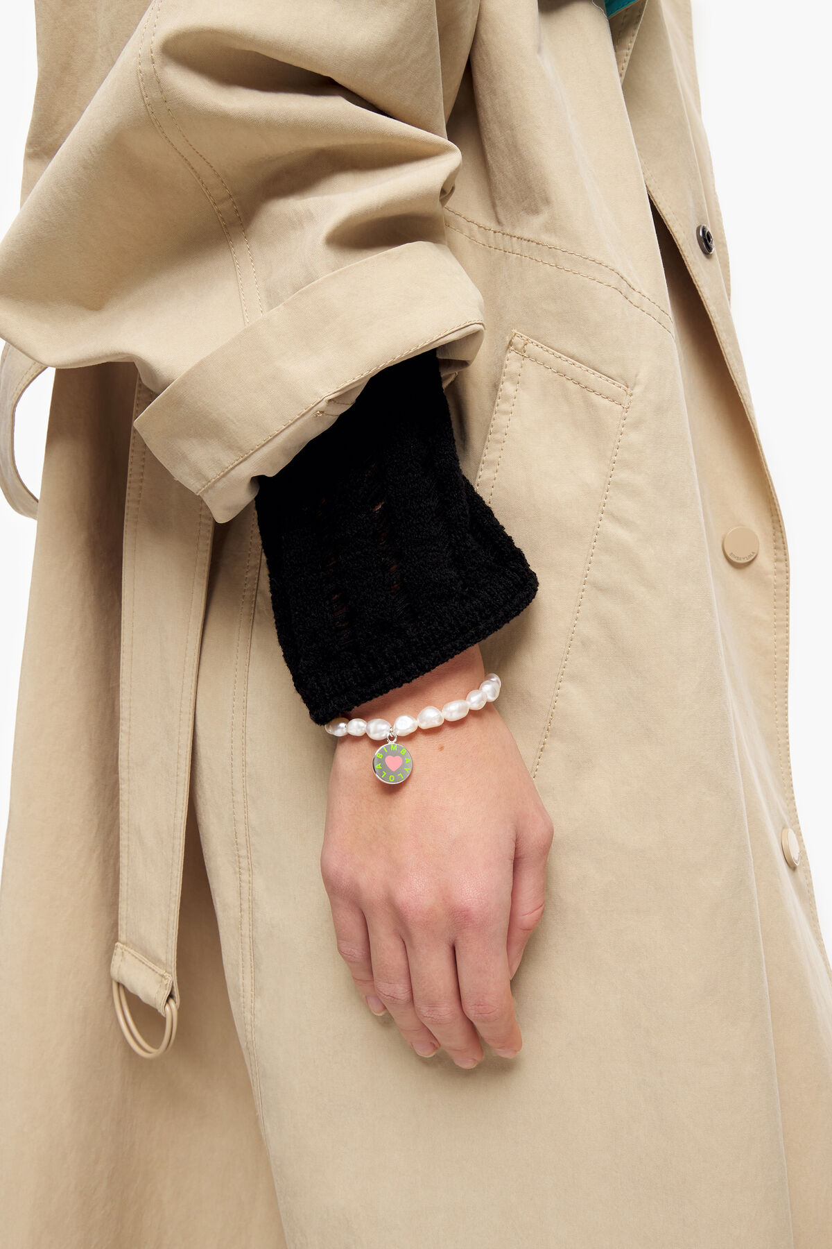 Pulsera perlas logo rosa