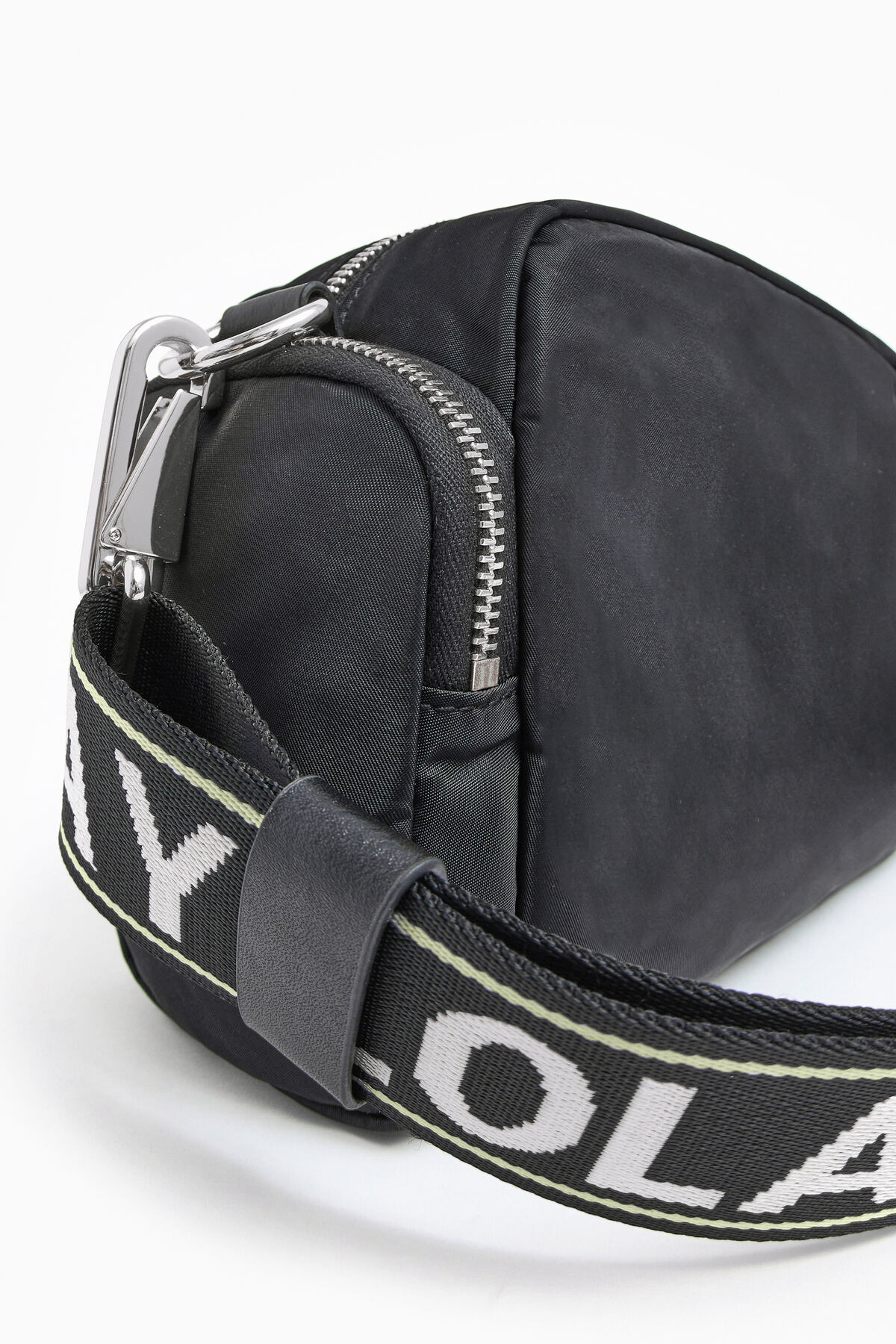 Bolso bandolera M nylon negro