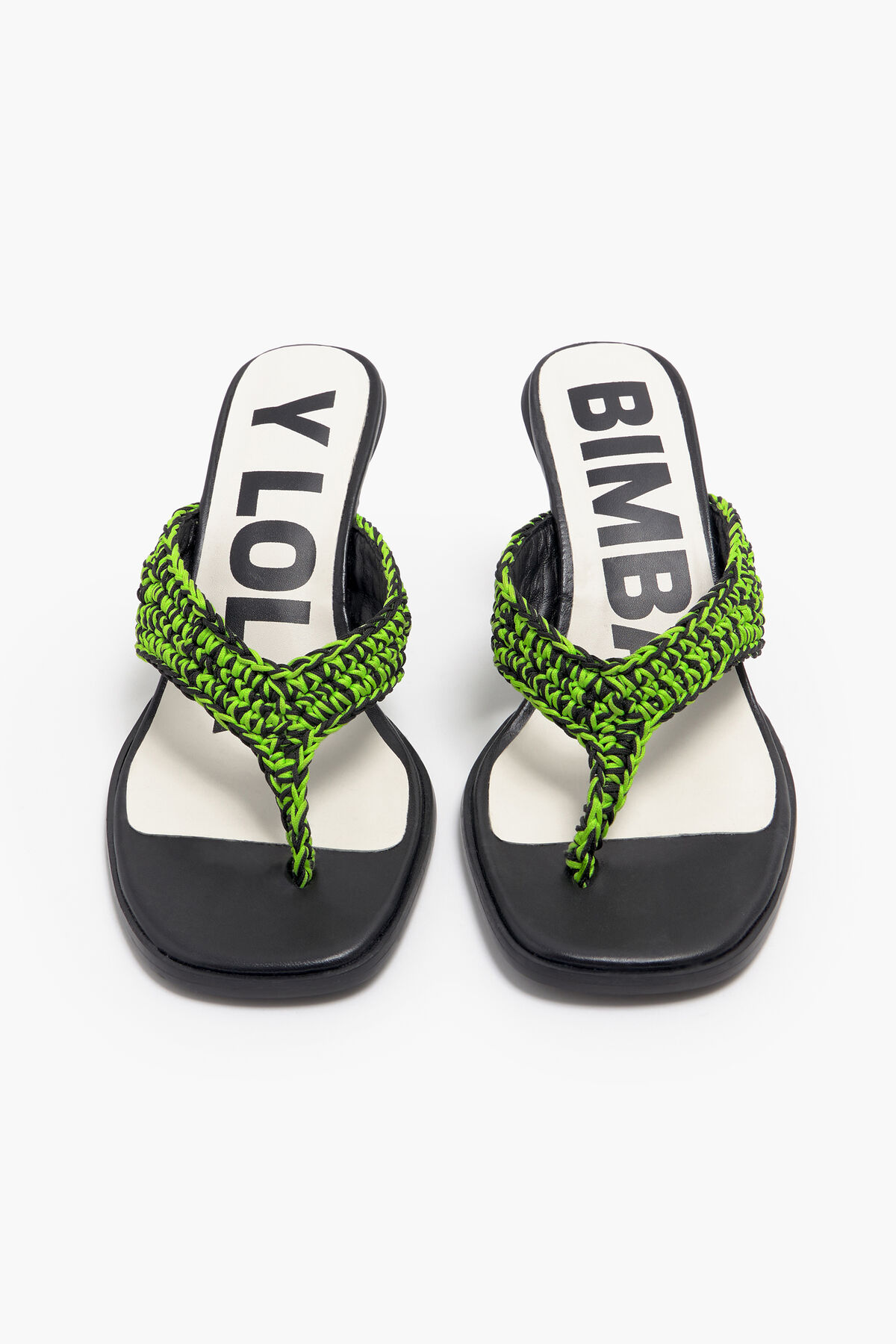 Sandalia tacón crochet verde