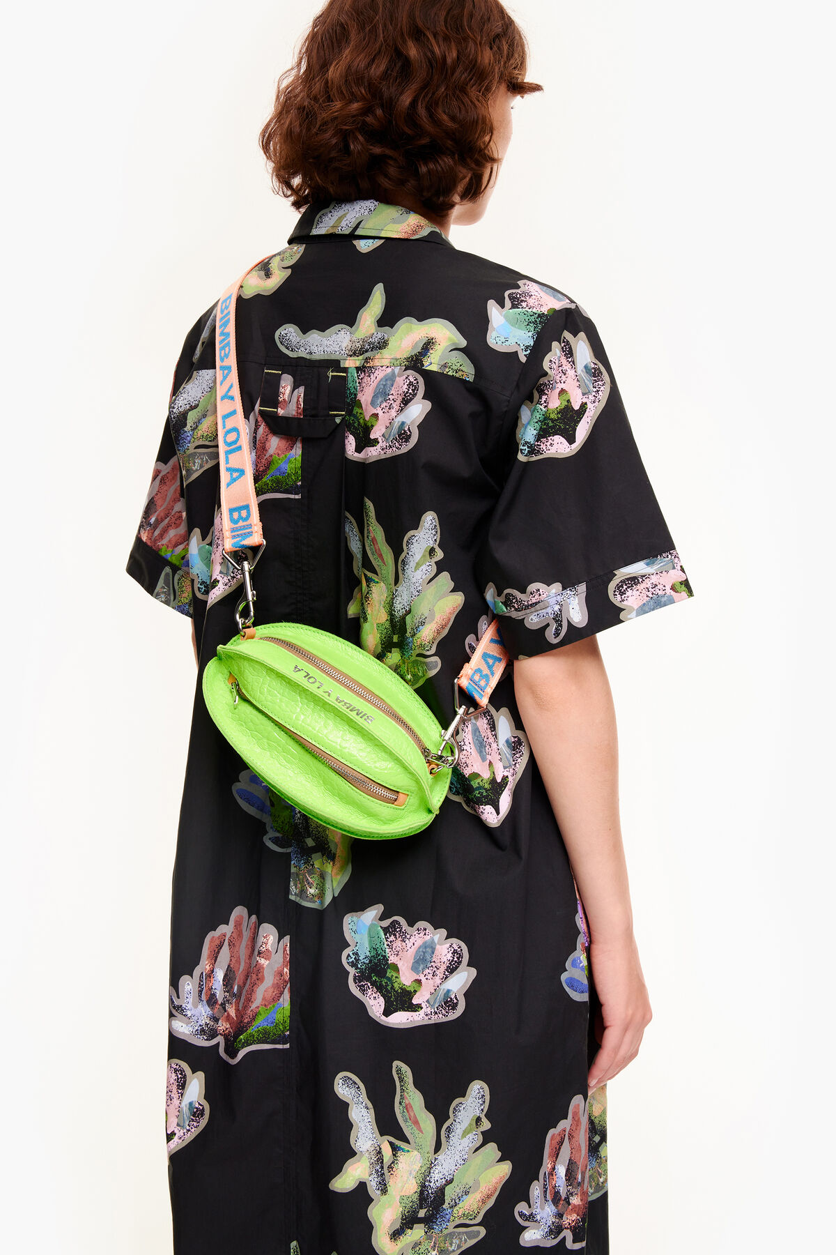 Bolso Pelota S piel verde neón