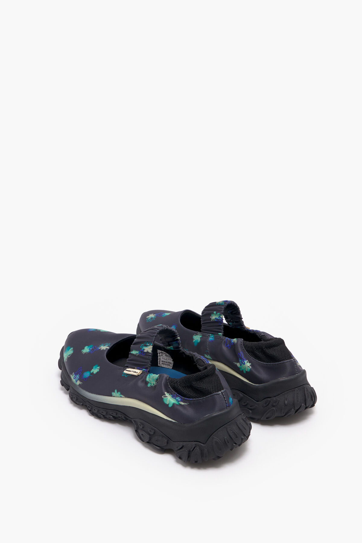 Bailarina runner pulpo print Spray Flowers gris