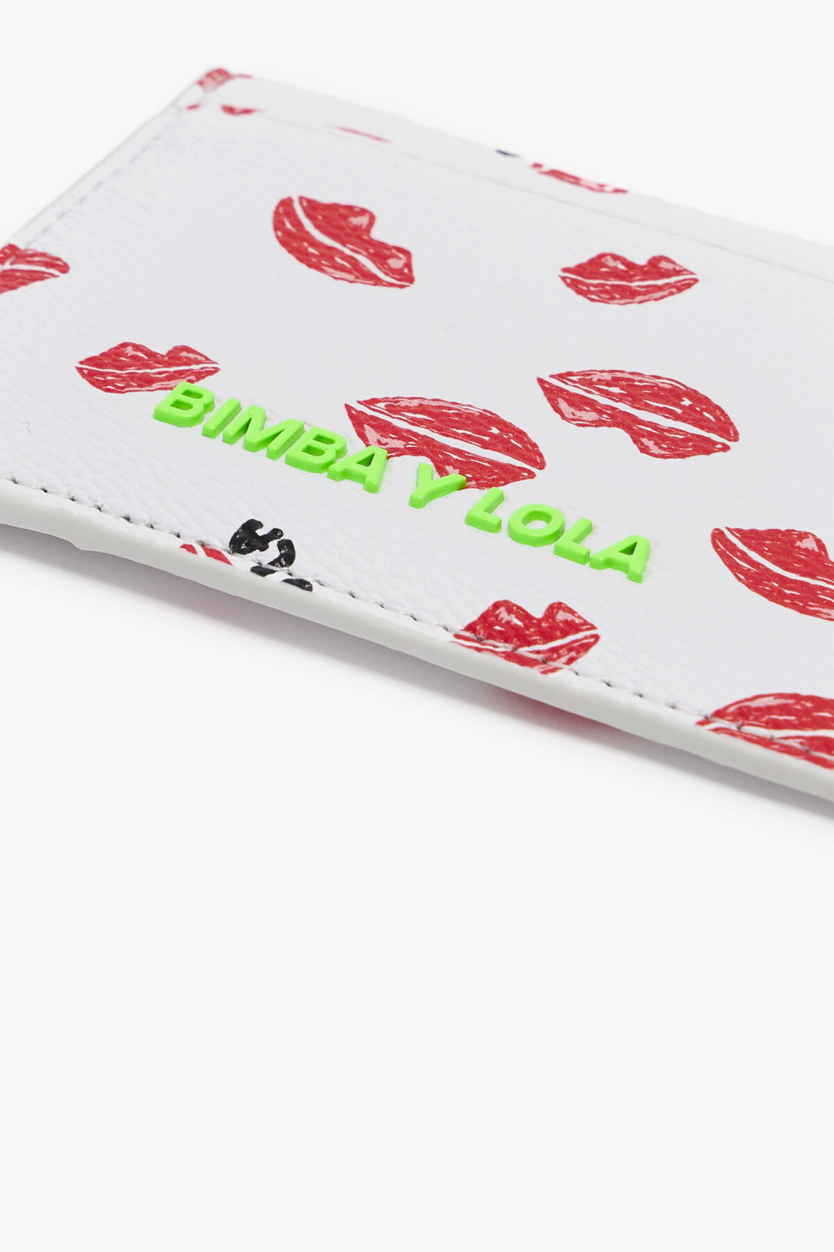 Tarjetero textura print labios blanco