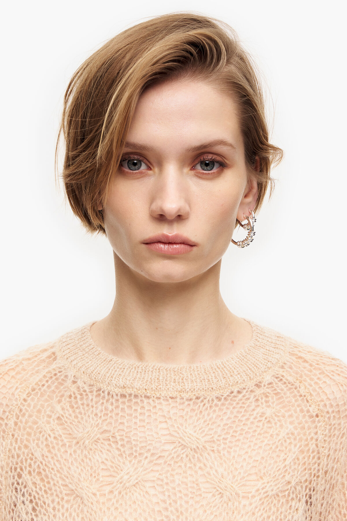 Pendientes aro espiral plateados