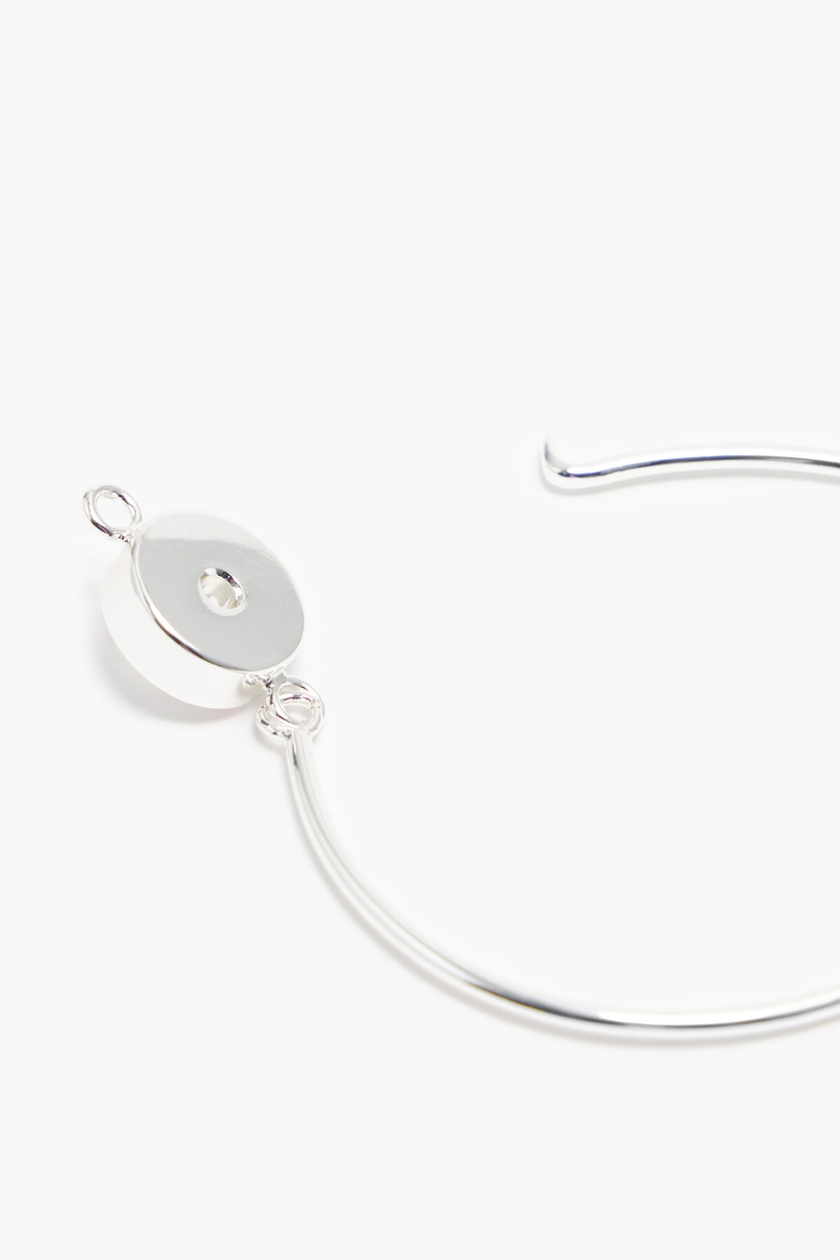 Pulsera rígida logo plateada