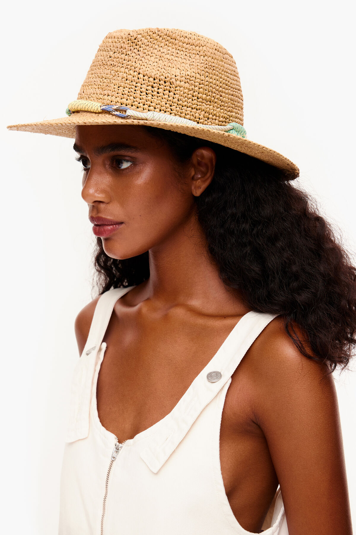 Gorro rafia natural claro