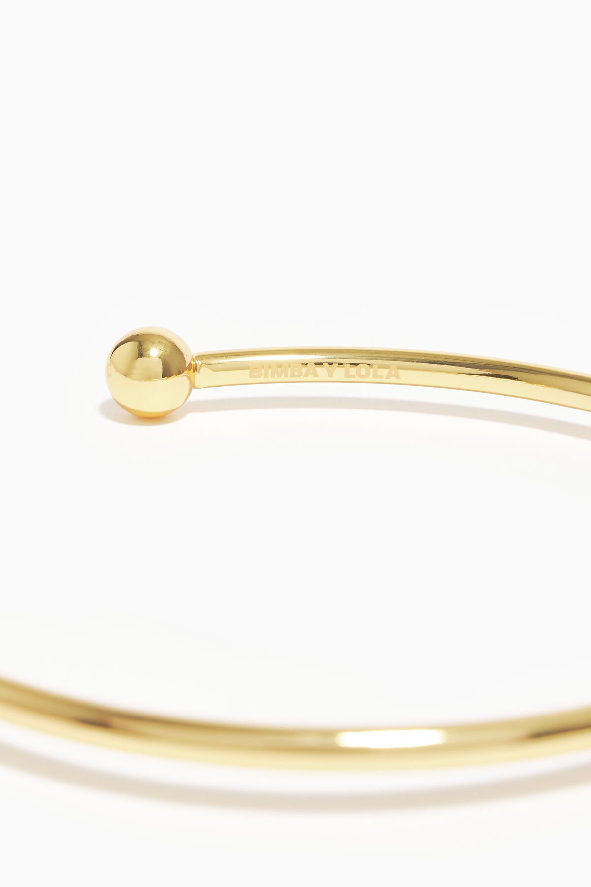 Collar choker dorado