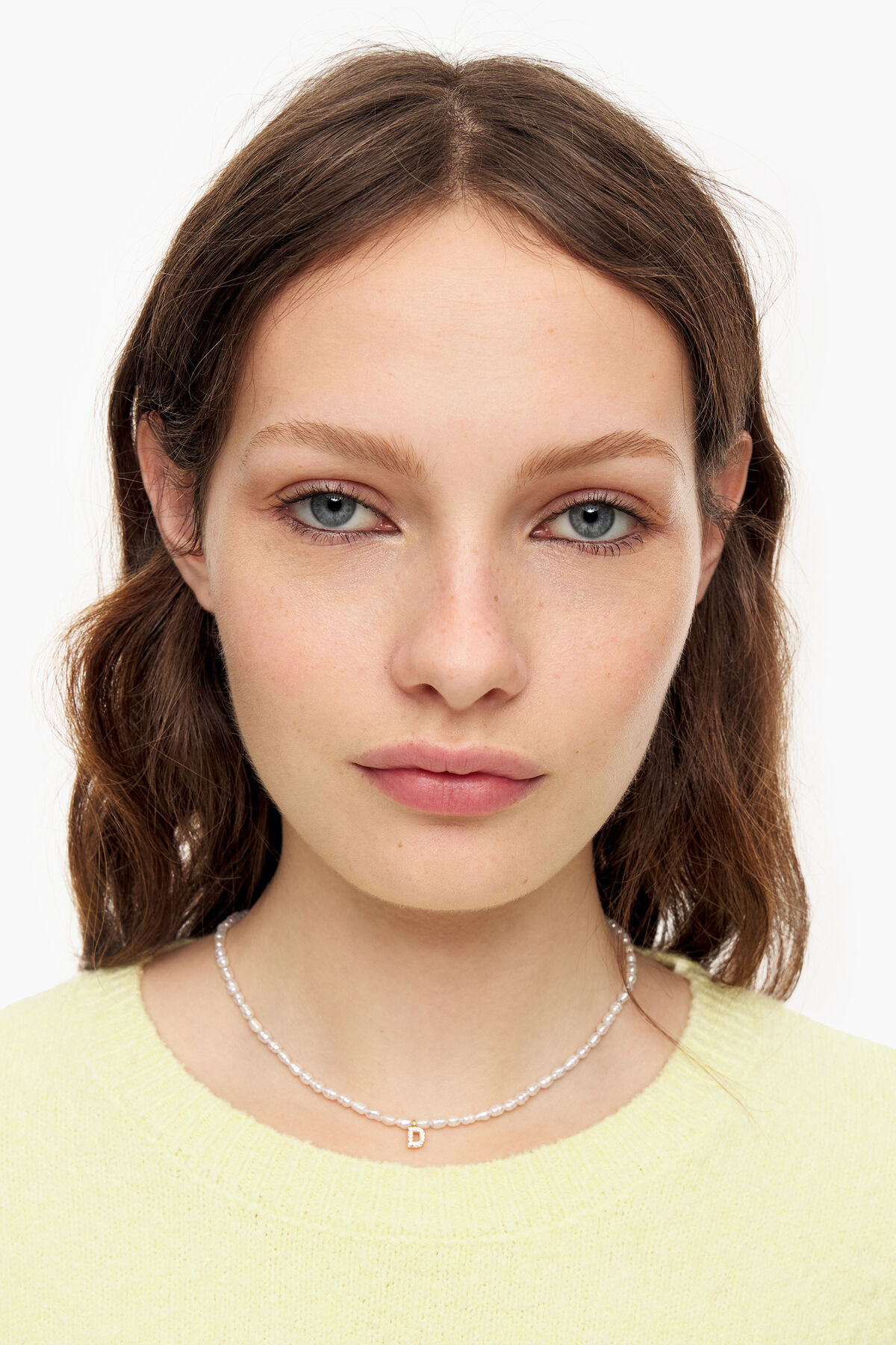 Collar letra A perlas