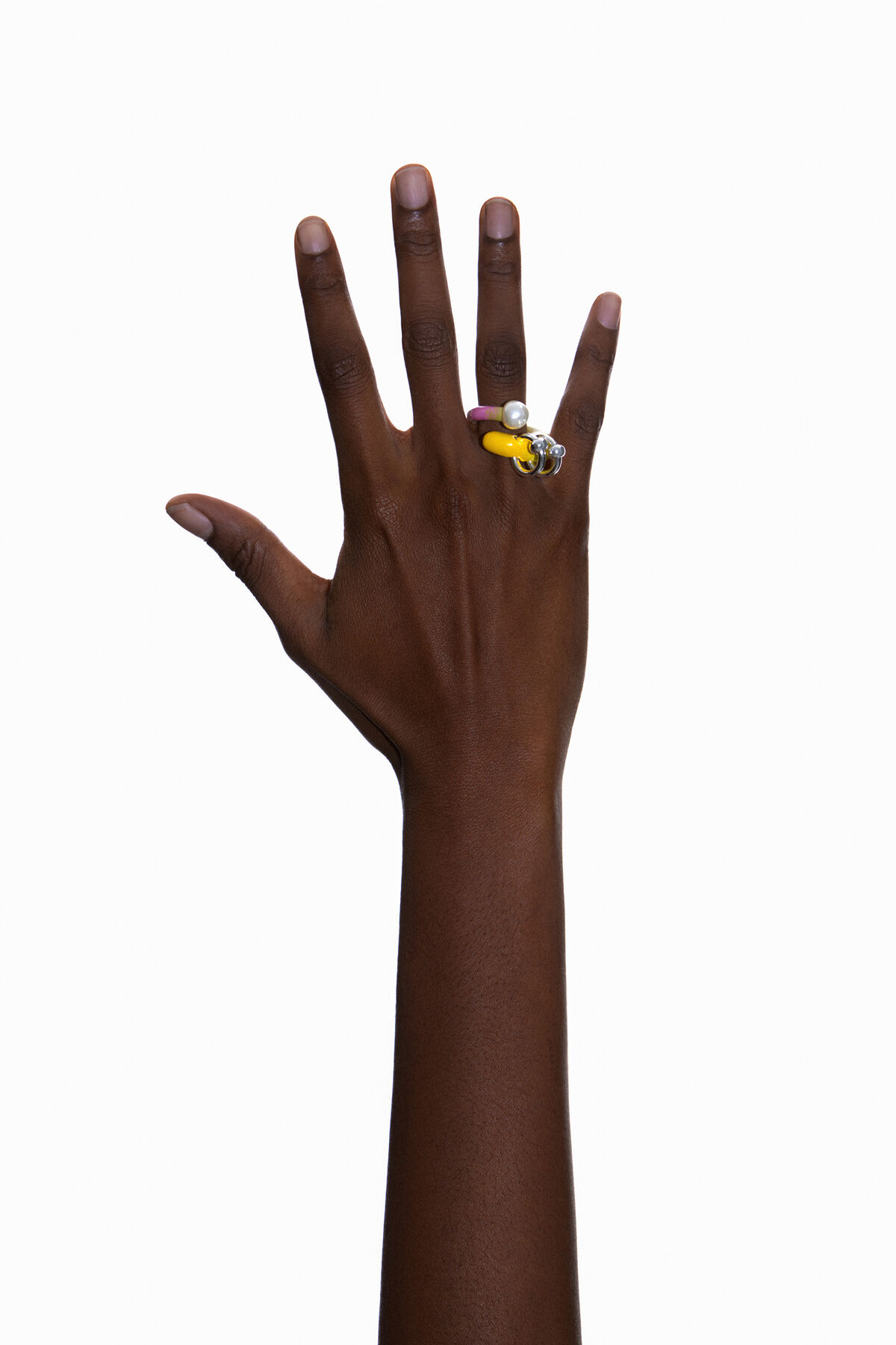 Anillo perla esmaltes multicolores