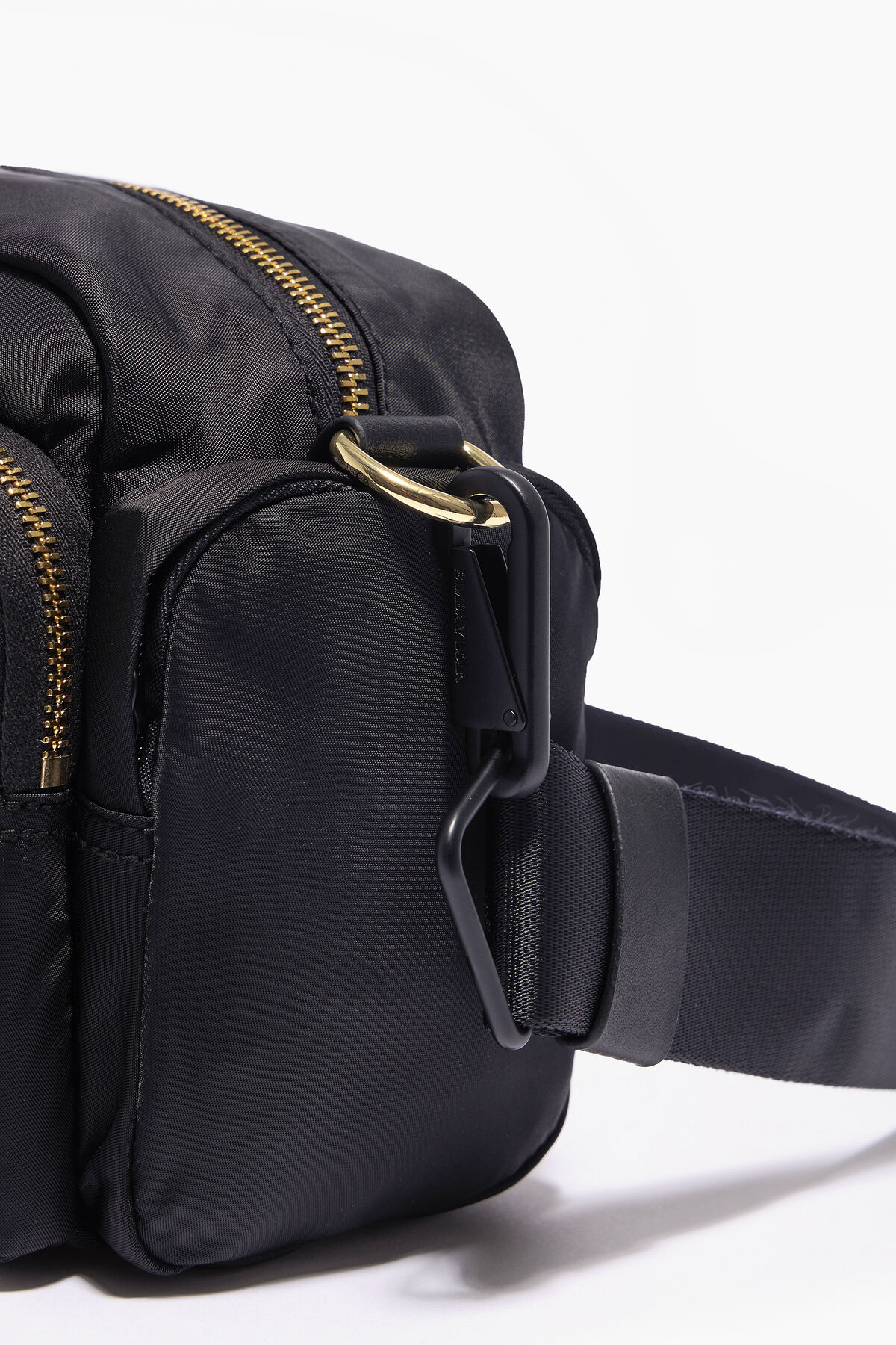Bolso bandolera M nylon negro
