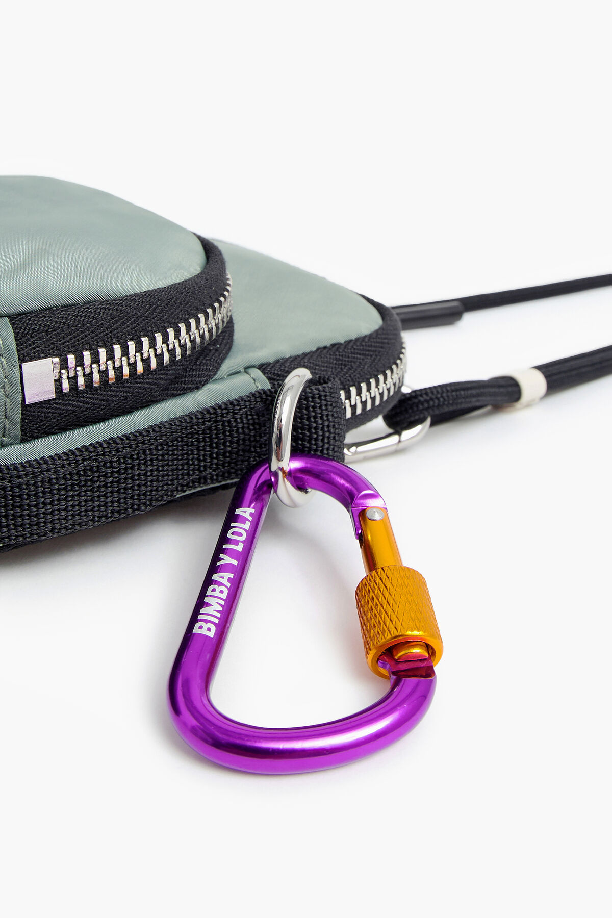 Minibolso nylon verde agua