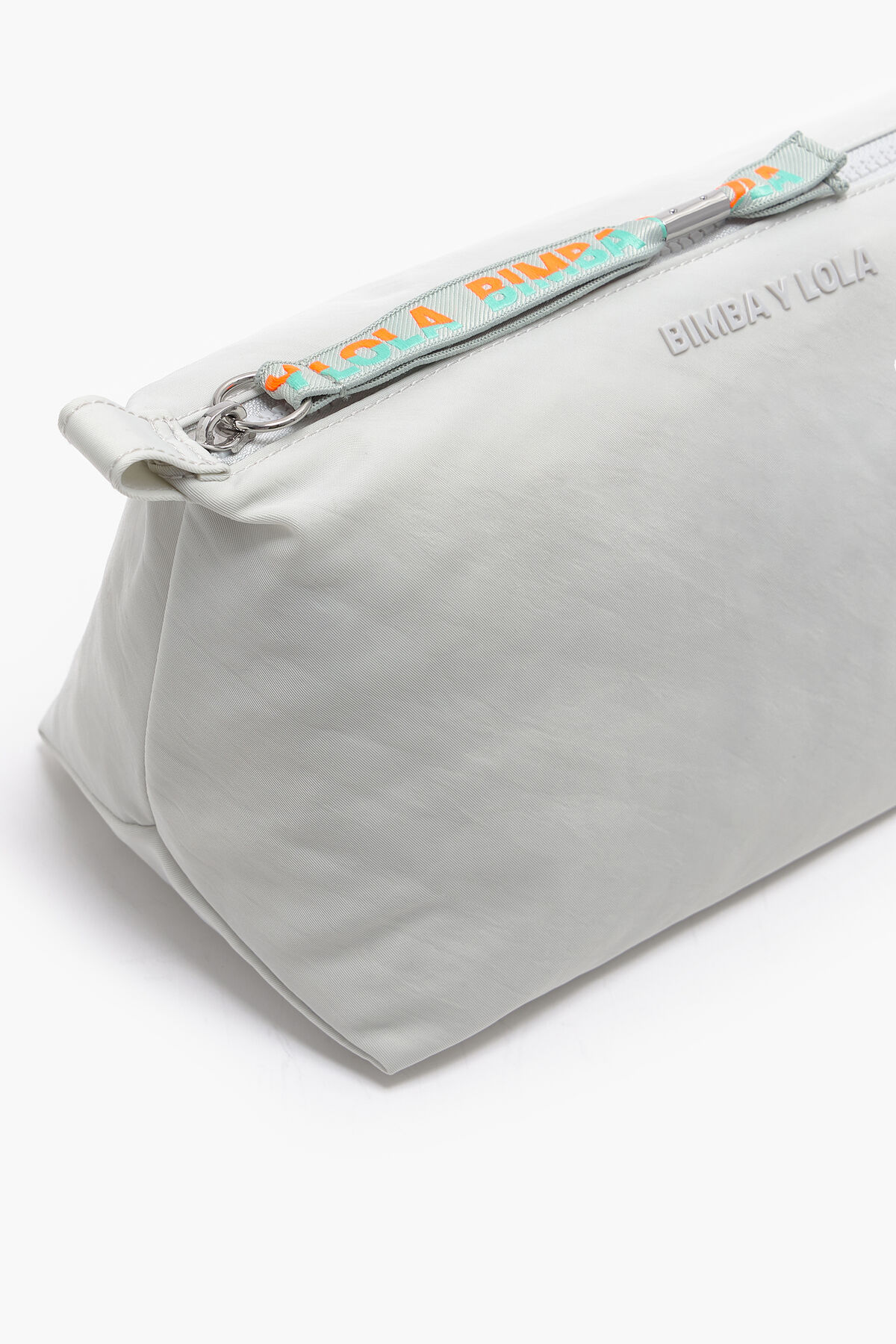 Neceser trapecio L nylon gris hielo