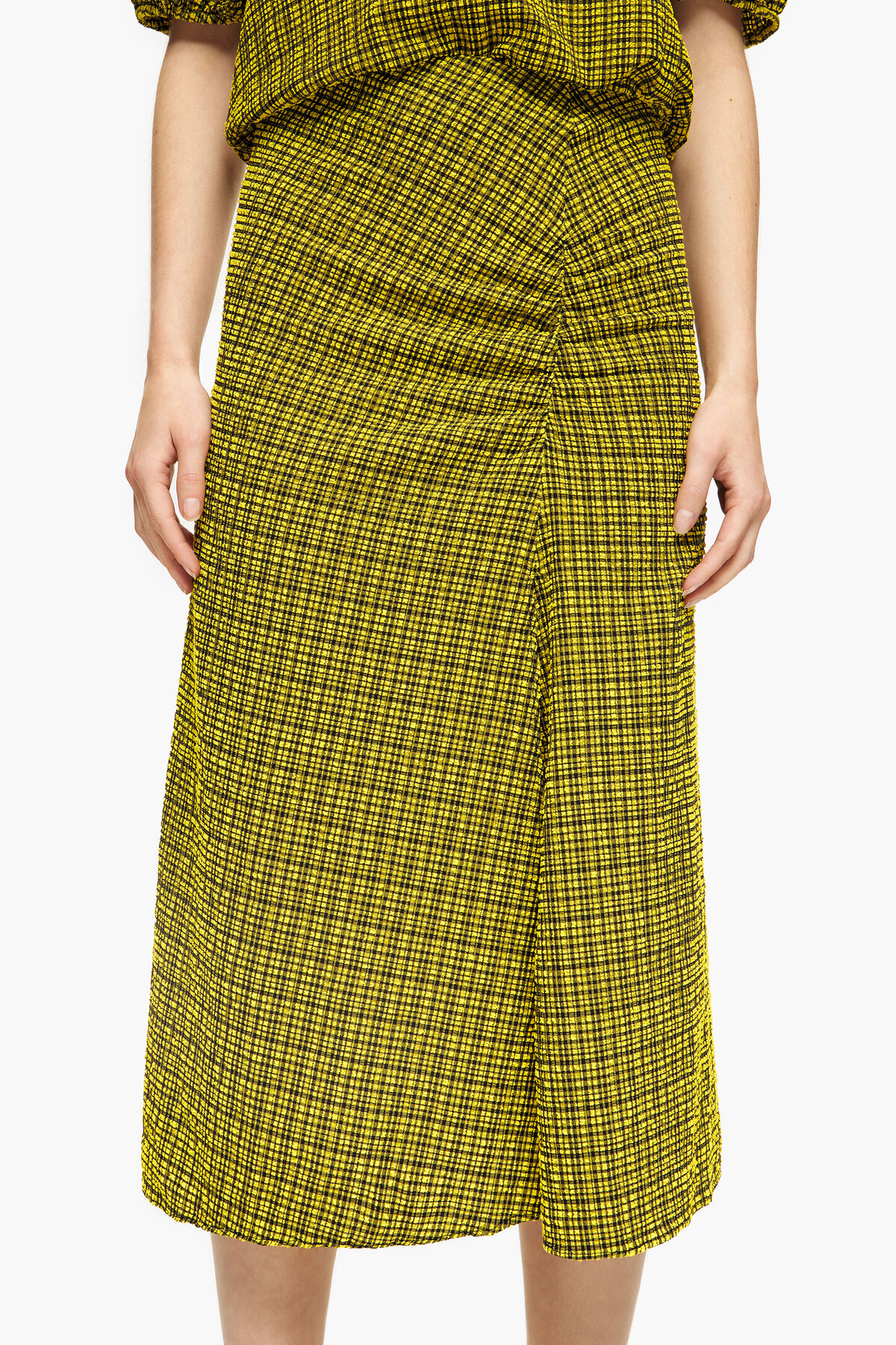 Falda midi cuadros amarilla