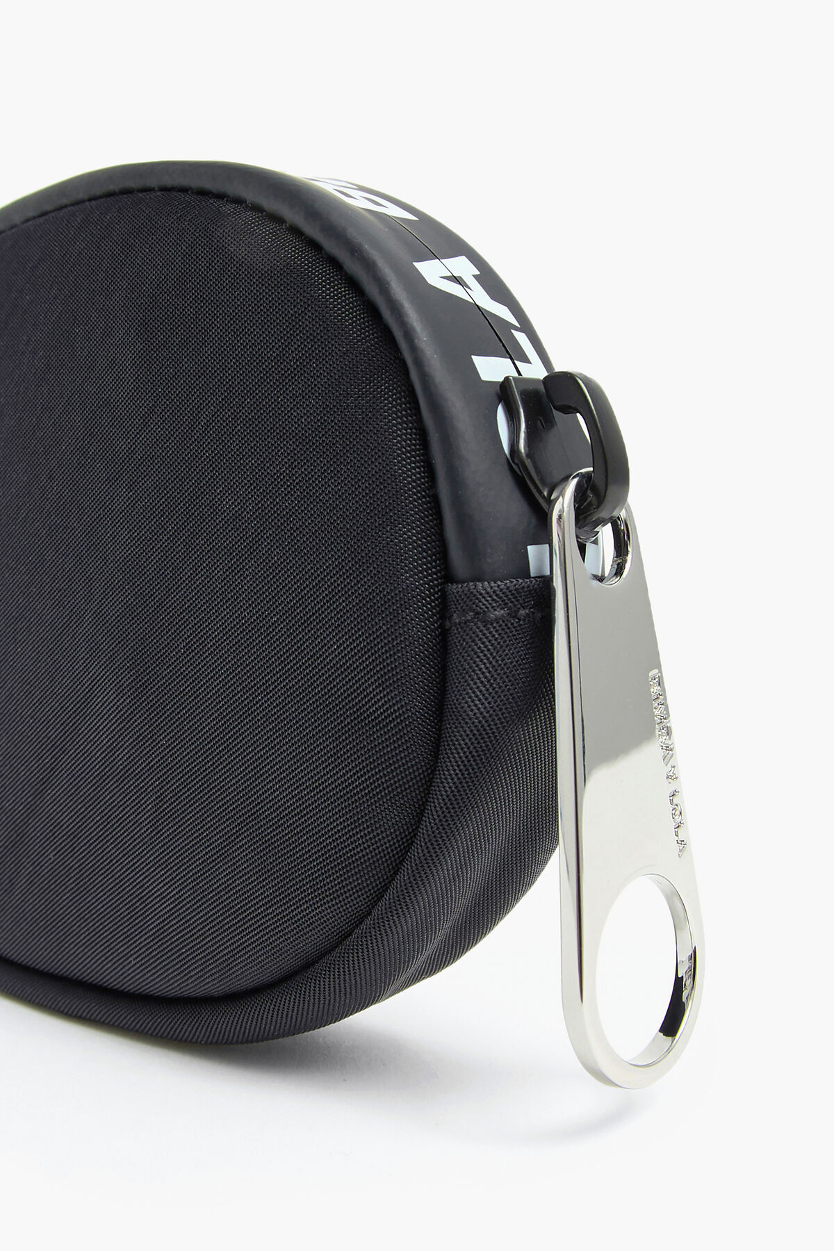 Monedero ovalado nylon negro