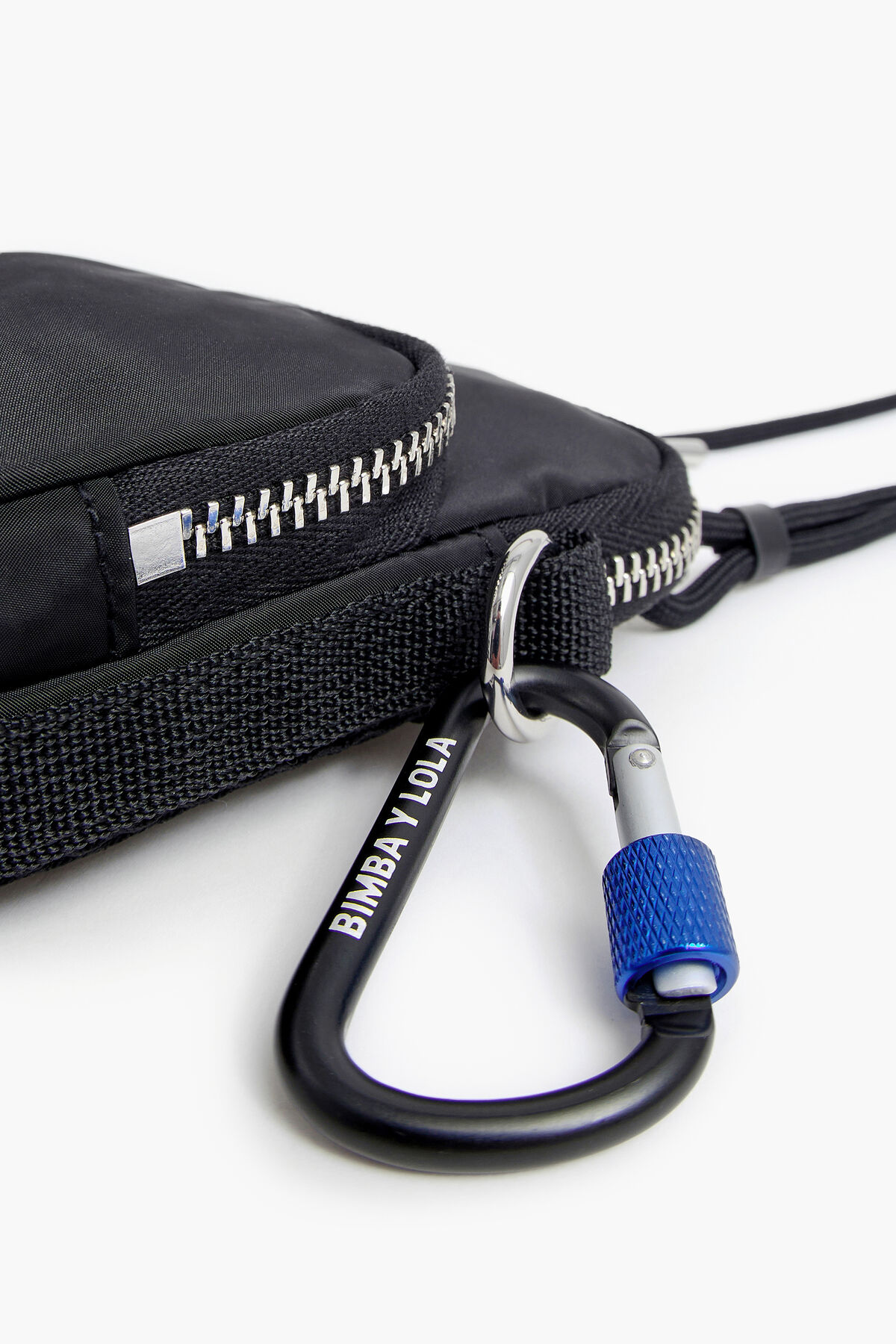 Minibolso nylon negro