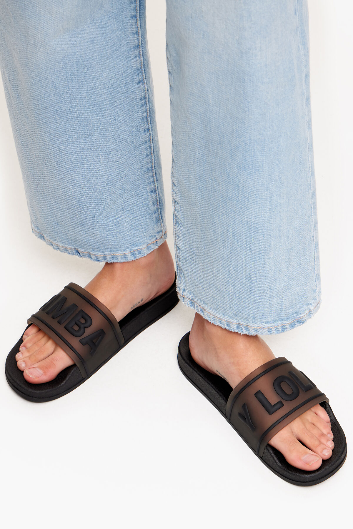 Chancla pala logo negra