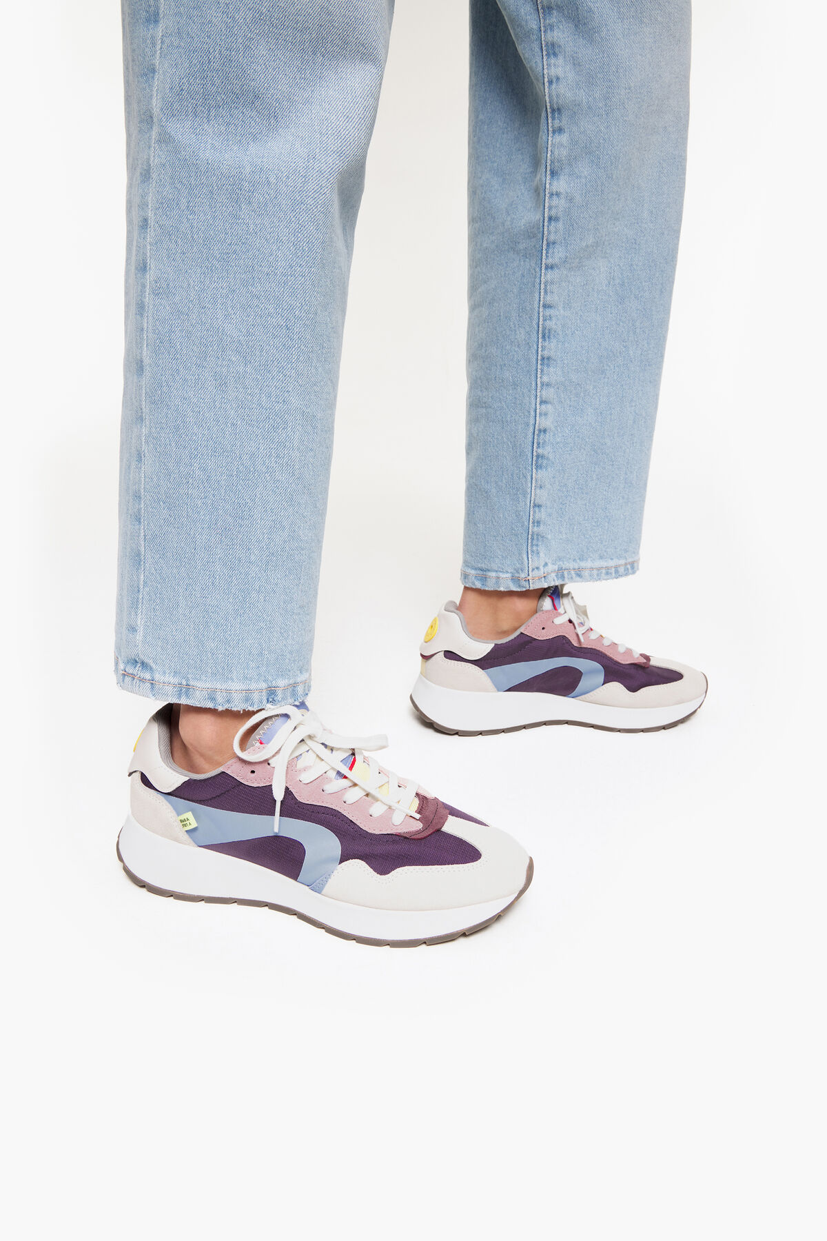 Deportiva lifestyle morada