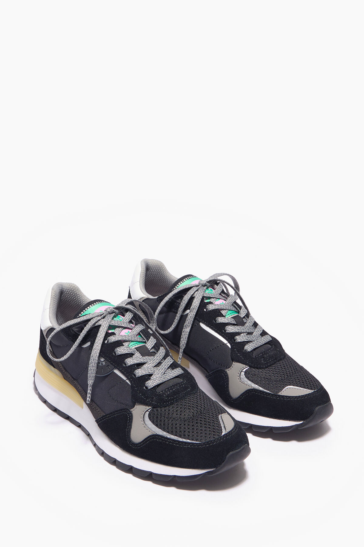 Deportiva jogger Chimo negra